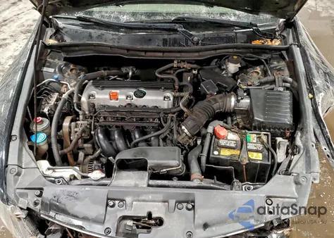 2010 Honda Accord Lx z USA, uszkodzony, nr VIN 1HGCP2F32AA145981